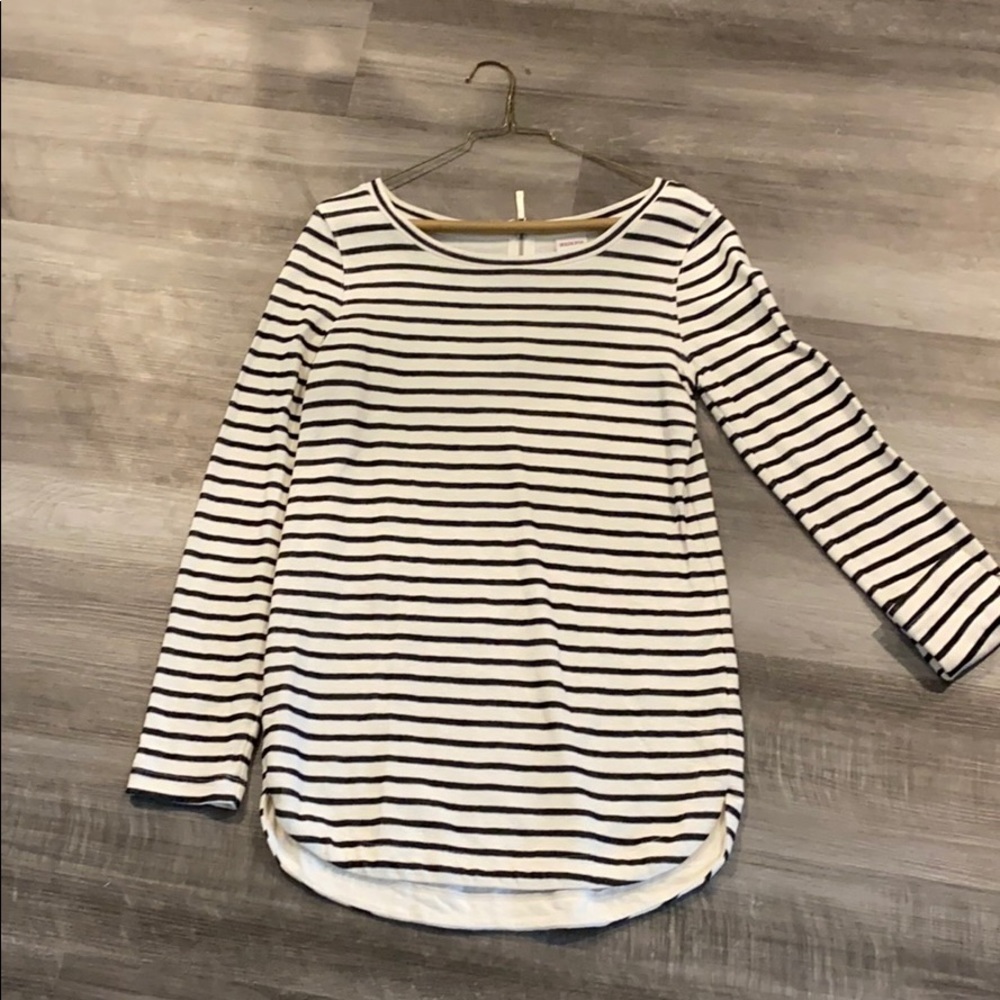 White and black striped tunic